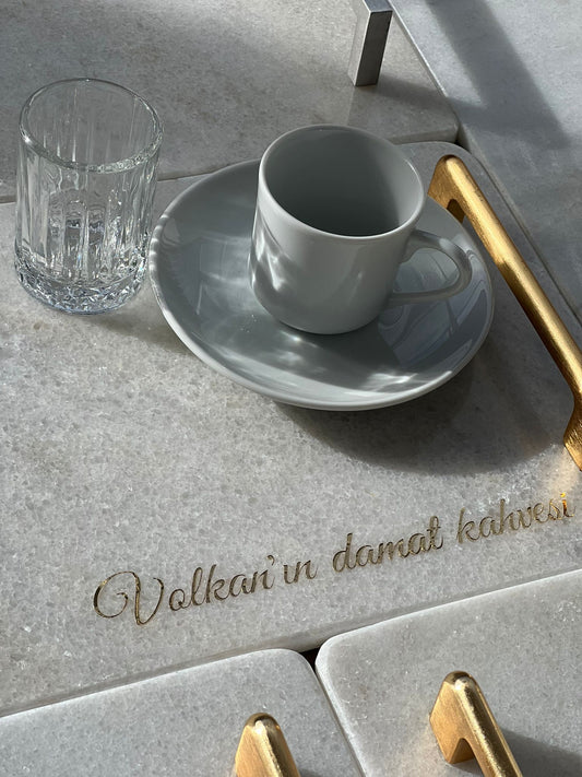 Kaffeetablett Set mit Tassen