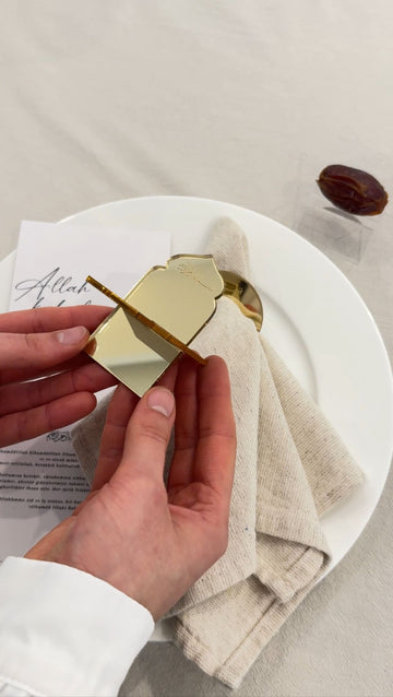 Dattelhalter, Kuppelform in gold